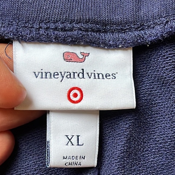 Vineyard Vines for Target sweat shorts - navy blue, pink embroidered whales - XL - Picture 4 of 5